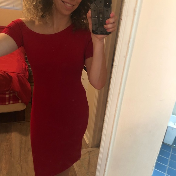 Meet your Posher, Heather - Picture 3 of 8